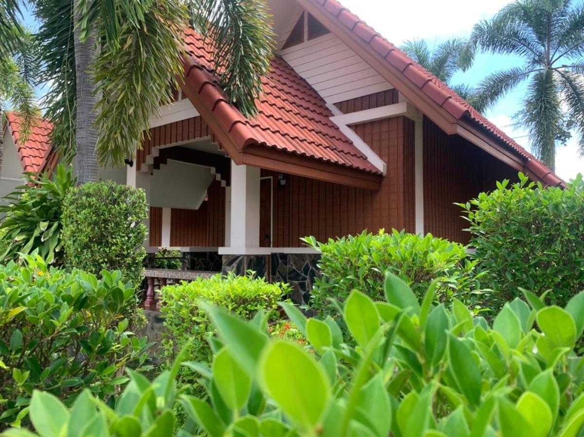 Bunraksa Resort Kamphengphet Kültér fotó