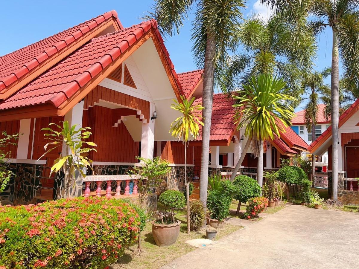 Bunraksa Resort Kamphengphet Kültér fotó