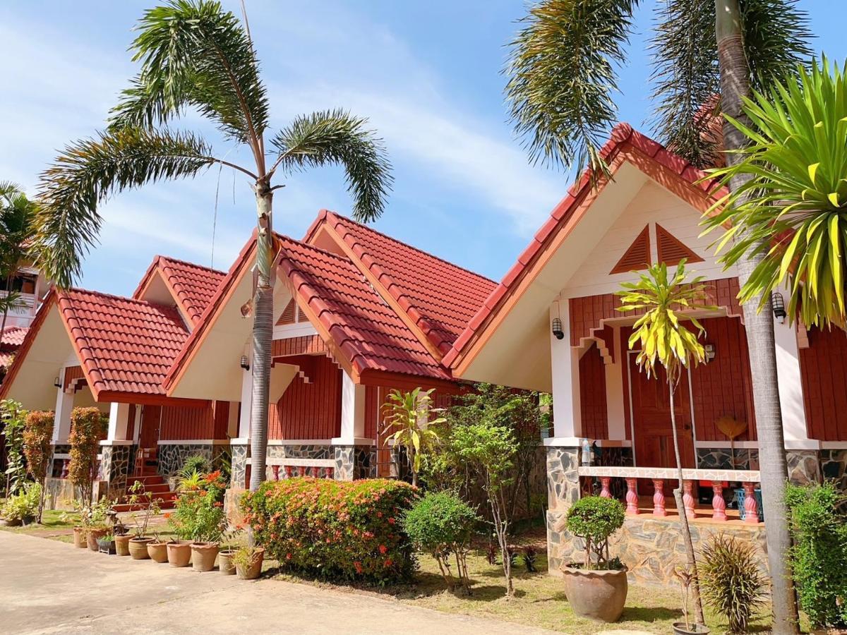 Bunraksa Resort Kamphengphet Kültér fotó