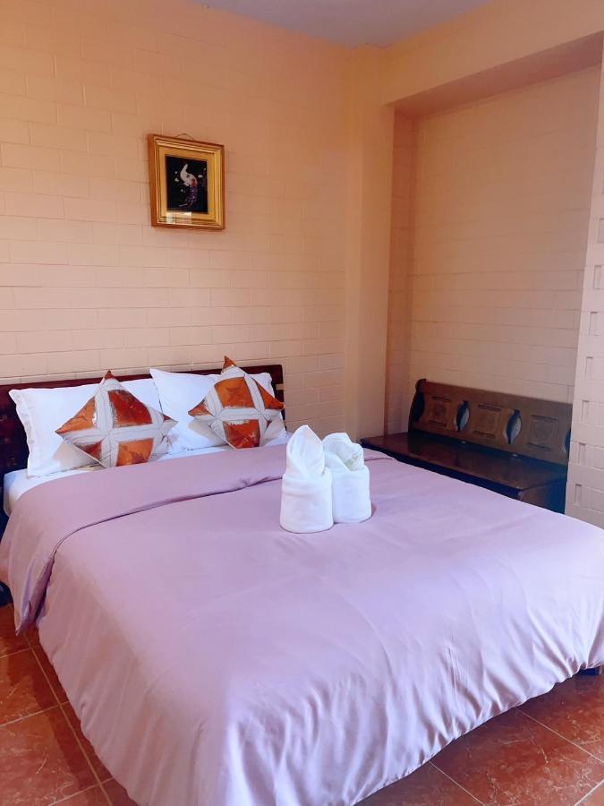 Bunraksa Resort Kamphengphet Kültér fotó